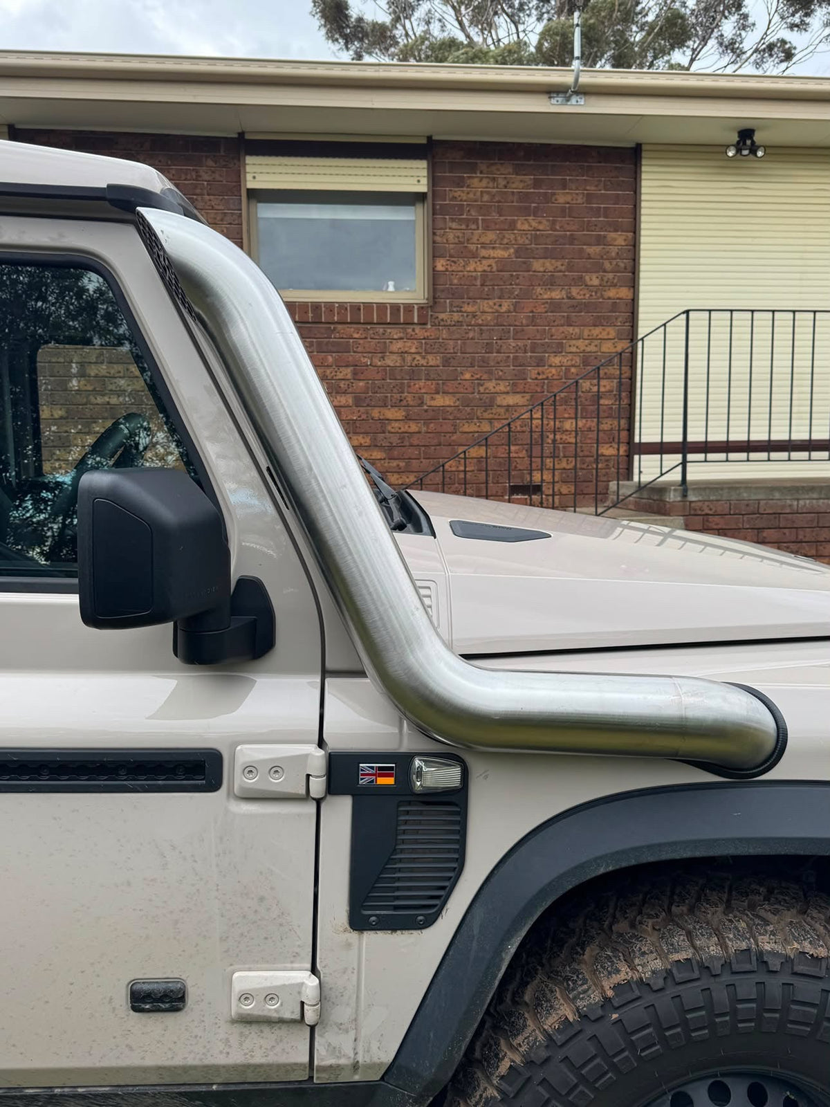 Canna Fab Ineos Grenadier (MY22–26) Stainless Snorkel – Teardrop, Mid Entry